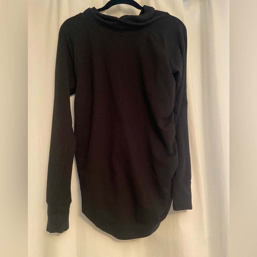 Isabel Maternity Size small sweater